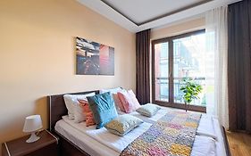 Central Apartments Sz7-66